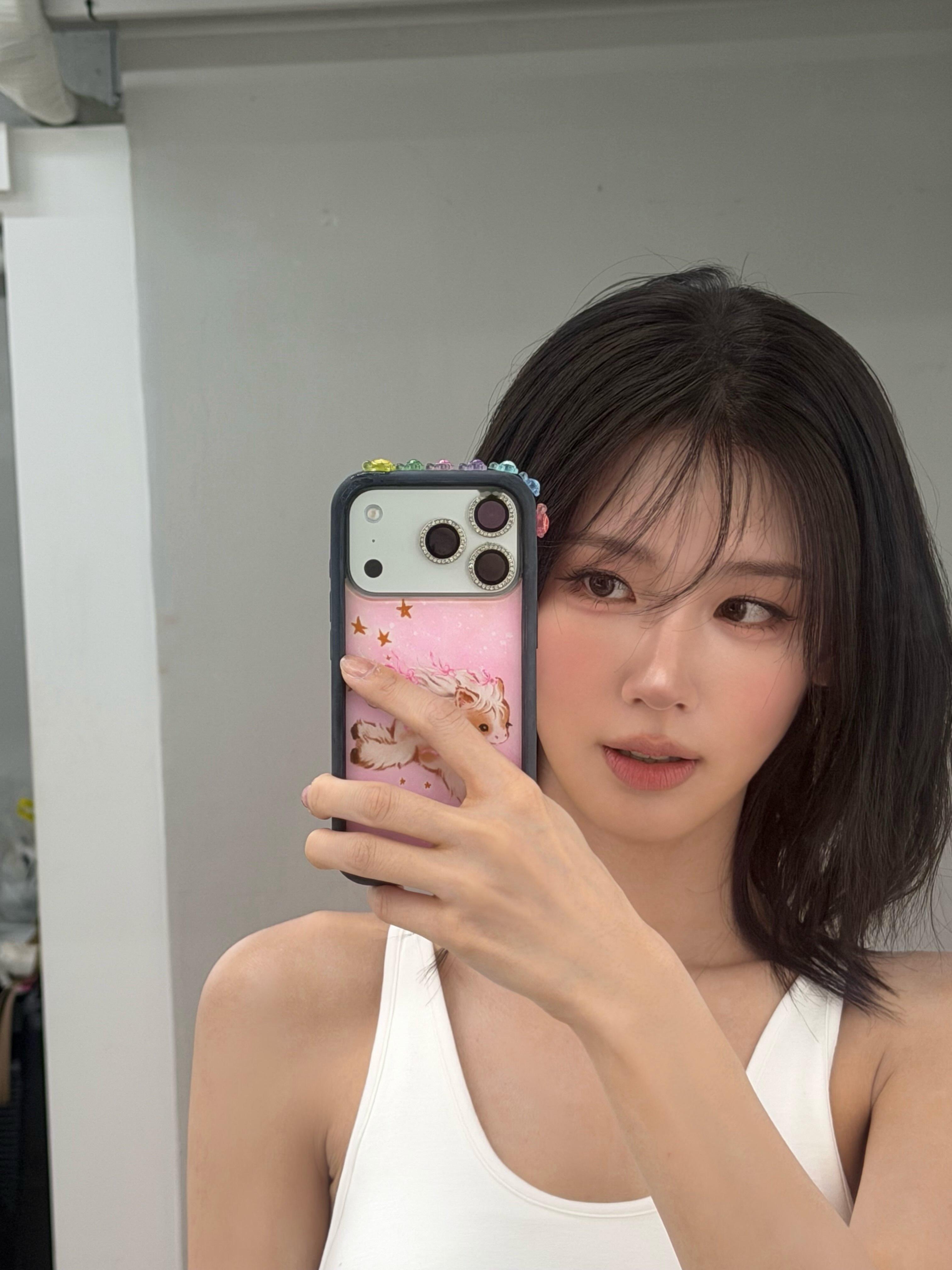 赵美延ins更新