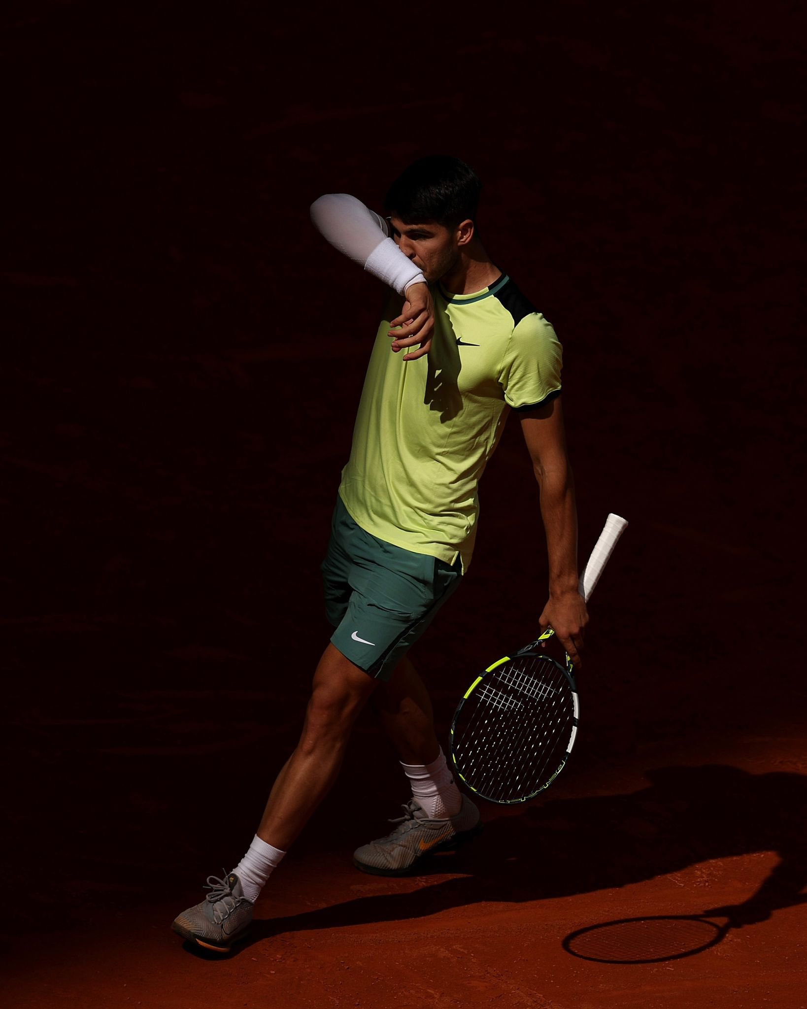 阿尔卡拉斯这赛季不会是高开低走的剧本…吧？年初全满贯+连胜，印第安维尔斯开始状态