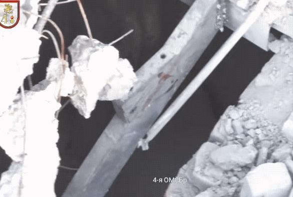 俄军狠的彻底！乌军躲藏在废墟里顽强抵抗！俄军喊话投降也不出来，在托列茨克方向！俄