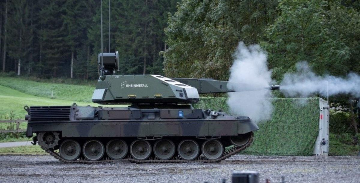 德国莱茵金属公司承诺，首批德国以豹1坦克作为底盘的“Skyranger35”系