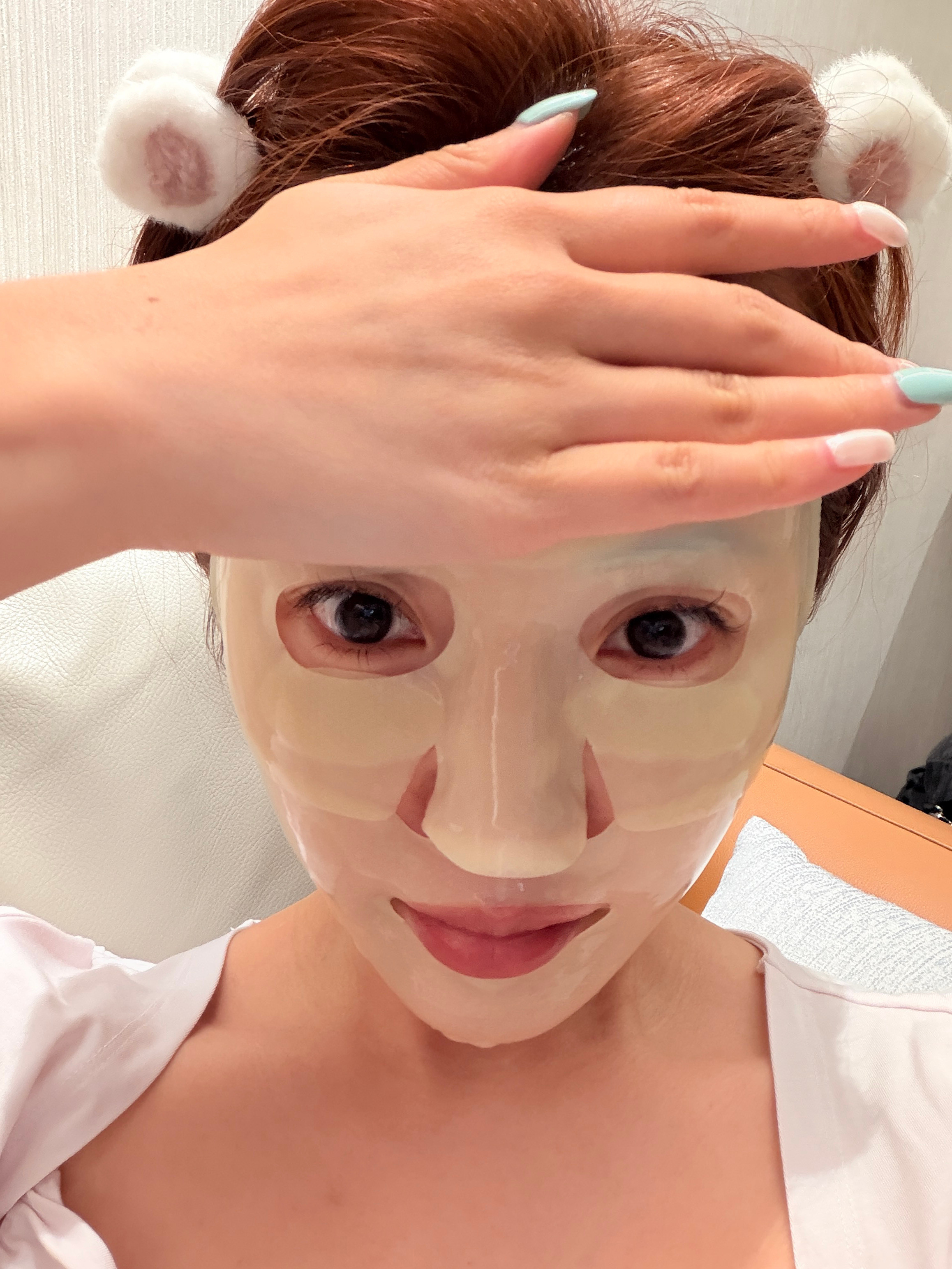 当精致的女生也是挺不容易的:)