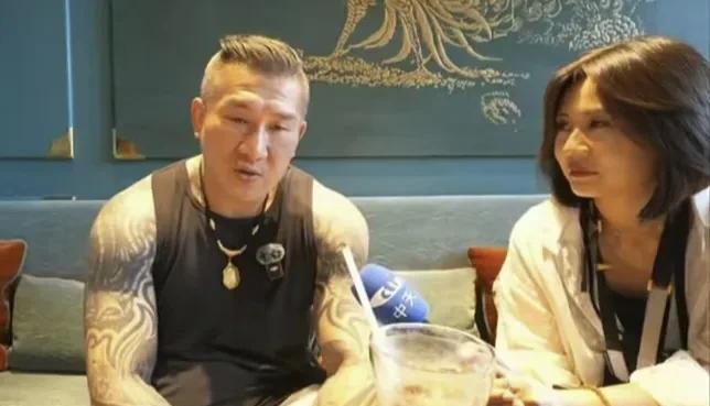 馆长临别感言，承认之前伤害过大陆，未来会信守一家亲承诺台湾网红馆长结束大陆行程