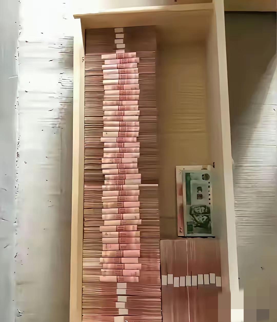 越南人有了新发现，在与中国交界之处，当地不少越南老百姓喜欢存人民币。他们