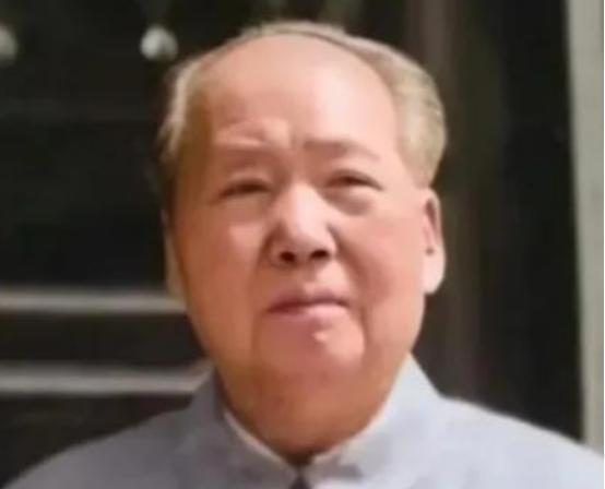1975年，已经82岁高龄的毛主席突然问身边的人：“功德林里，还有国民党战犯吗？
