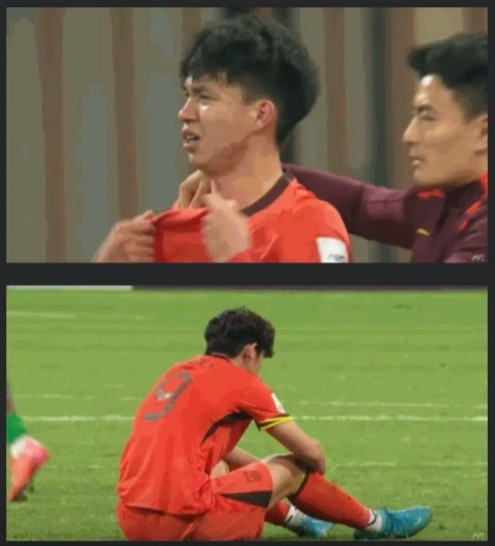 王钰栋掩面痛哭U20国足0-1沙特，沙特绝杀，U20国足无缘世青赛！可惜啊，王