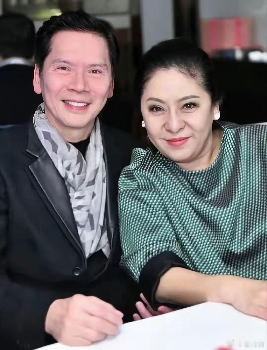 向太拉黑小儿子向佑向华强亲口承认，向太已经把向佑微信拉黑删除，自己也没有向佑联系