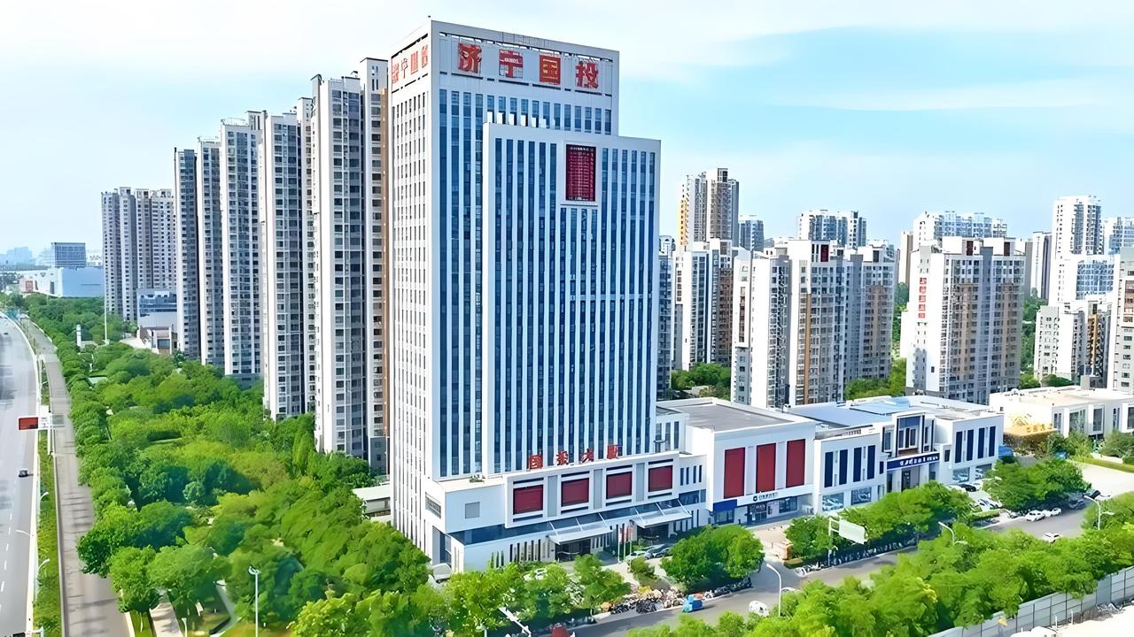 【济宁国投15亿布局青岛，选址引探讨】据国家企业信用信息公示系统消息，5月26日
