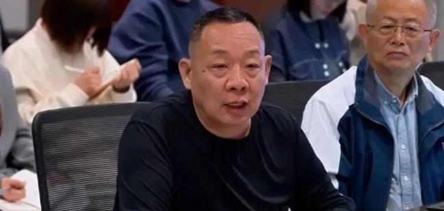 不满房东暴力涨租，胖东来关闭24年老店，自掏65亿建商场！眼看着自家一手带火