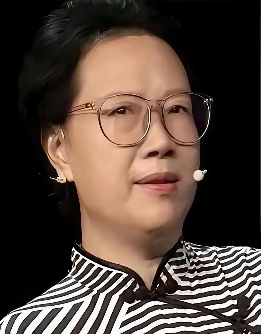 叶檀患癌3年花了140万，对她来说钱不是问题，真正让她熬不住的是癌痛，骨头缝里钻
