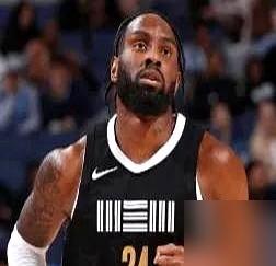 我真想撬开山西队总经理的脑子看看，里面到底装了什么寻宝雷达。这都是从哪个犄角