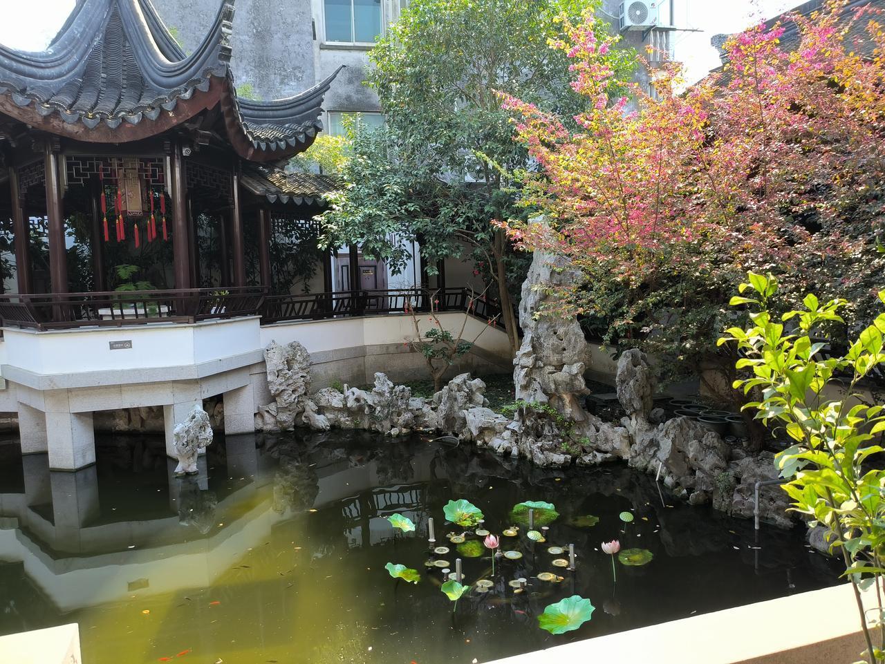 淮扬菜到底还算不算菜系?淮扬菜，8大著名菜系居首，国宴基本上以淮扬菜为主，讲究色