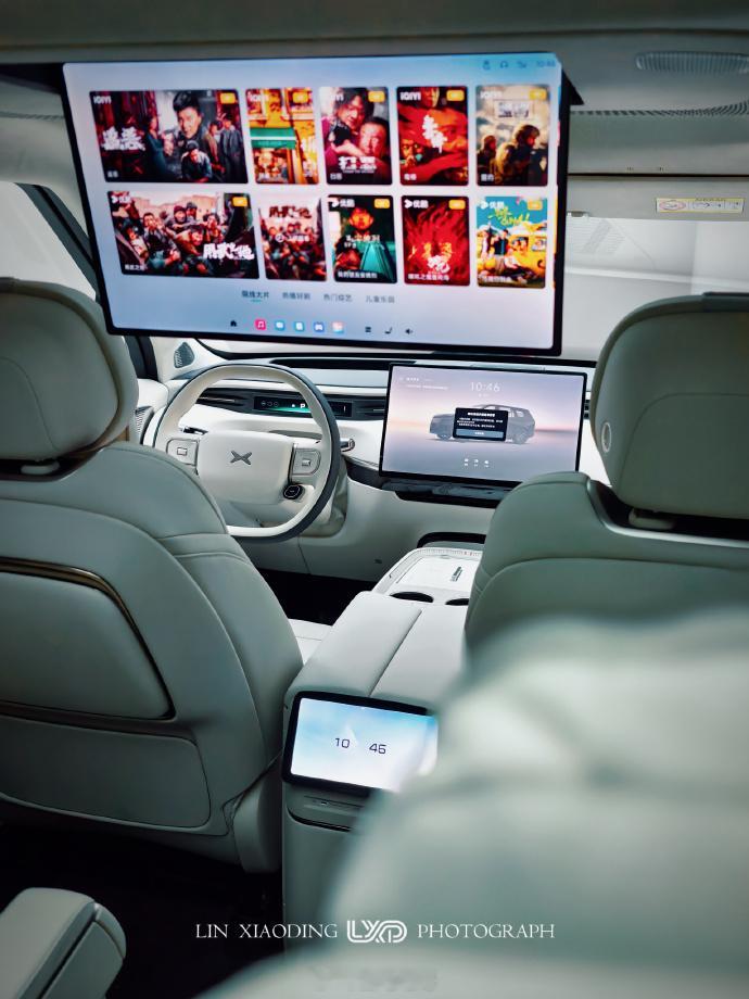 个人觉得小鹏GX这款内饰最好看新科技旗舰小鹏gx来了小鹏GX排排能躺平