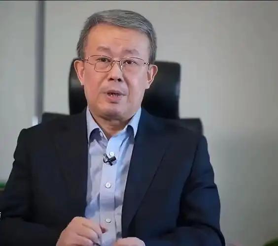 项立刚8月14日的一番话，引发了不少讨论。他提到，接下来可能会出现一种声音：“美