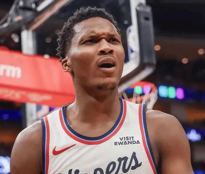 拿多大的合同？马瑟林本赛季在快船场均得17.6分5.4个篮板2.5次助攻57.2