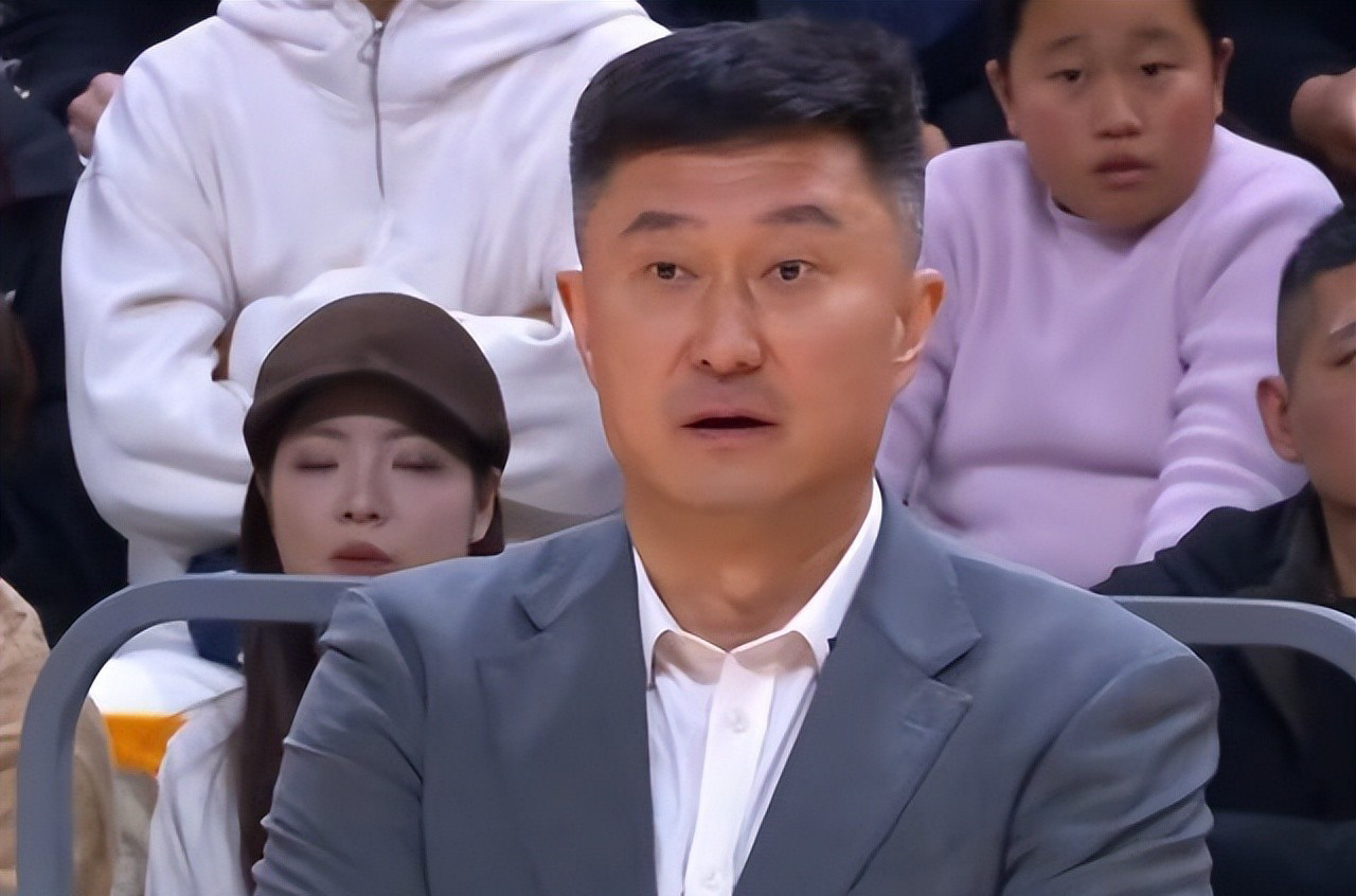 海哥要血亏！广东队球市惨淡大量球票卖不出原因有二杜锋不是主因！...