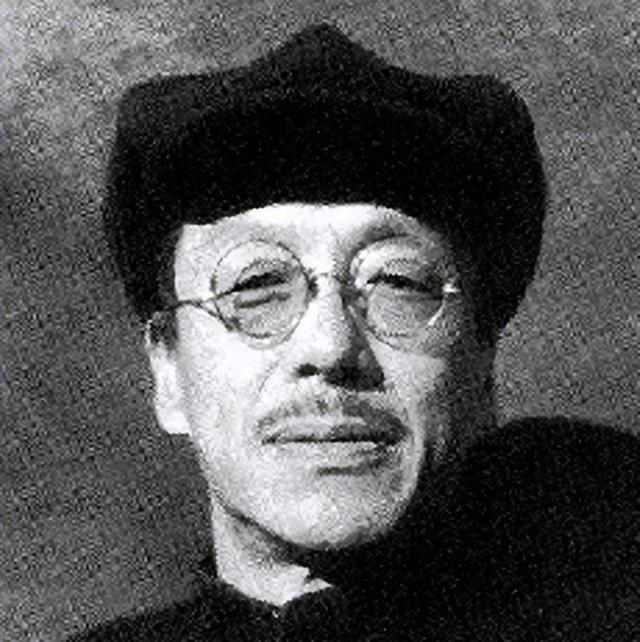 1945年，中共七大在延安召开，这场会议意义非凡，选举出44名中央委员。令人意外