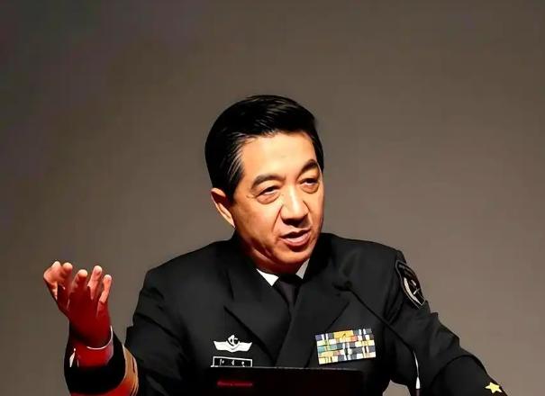 为什么“战略忽悠局局长”张召忠，突然就消失了，他人去哪里了？说白了，张召忠压