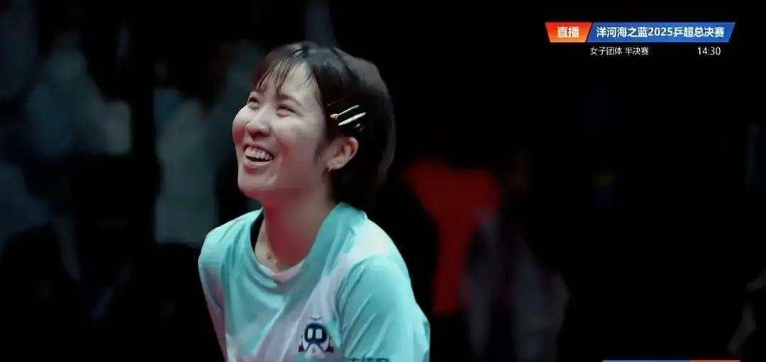 扛旗的代价，是扛不住时全队的骂名你背。蒯曼半决赛决胜局只赢3分。手心全是汗