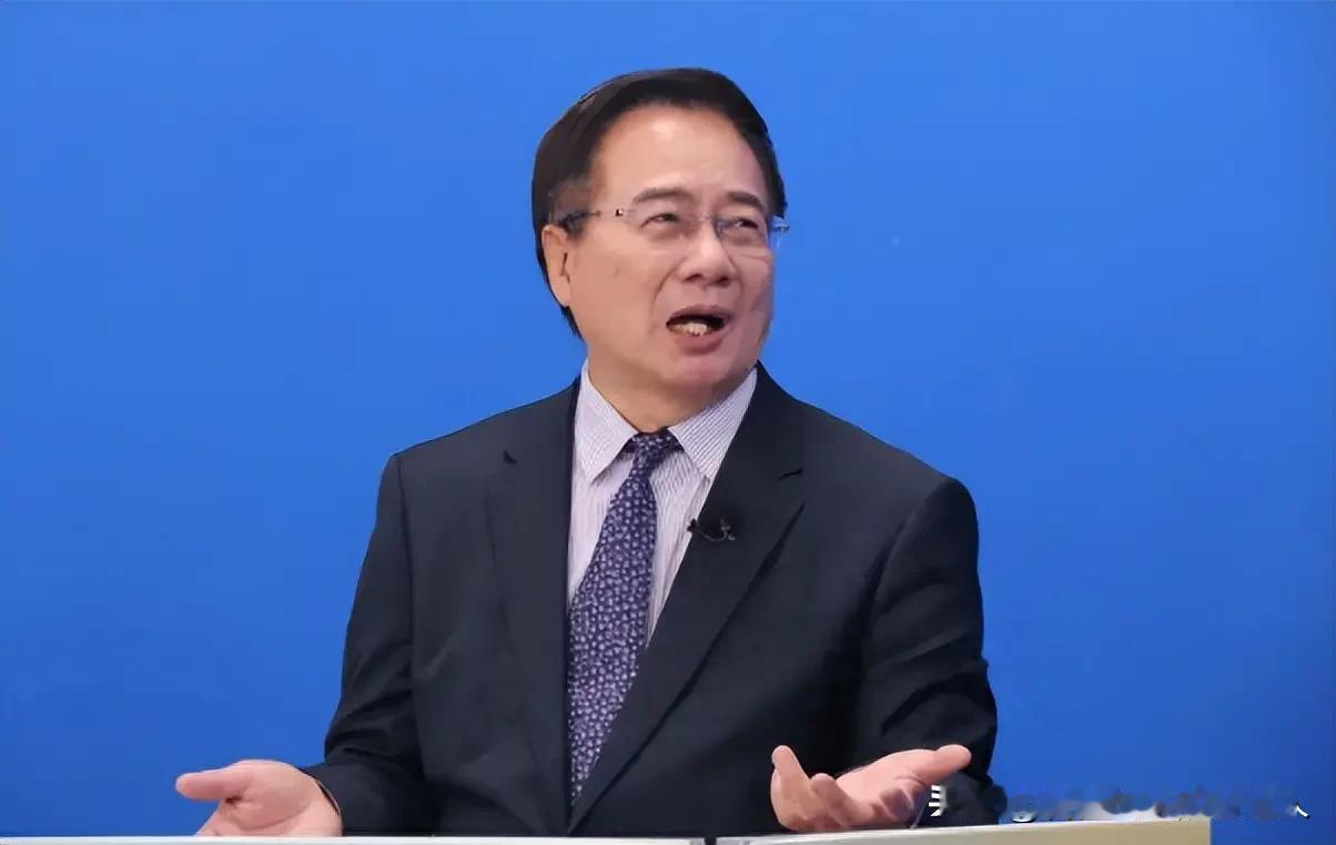 蔡正元给民进党下达了最后的“生存通牒”：能打就打，打不过就“原地解散”！在解放军