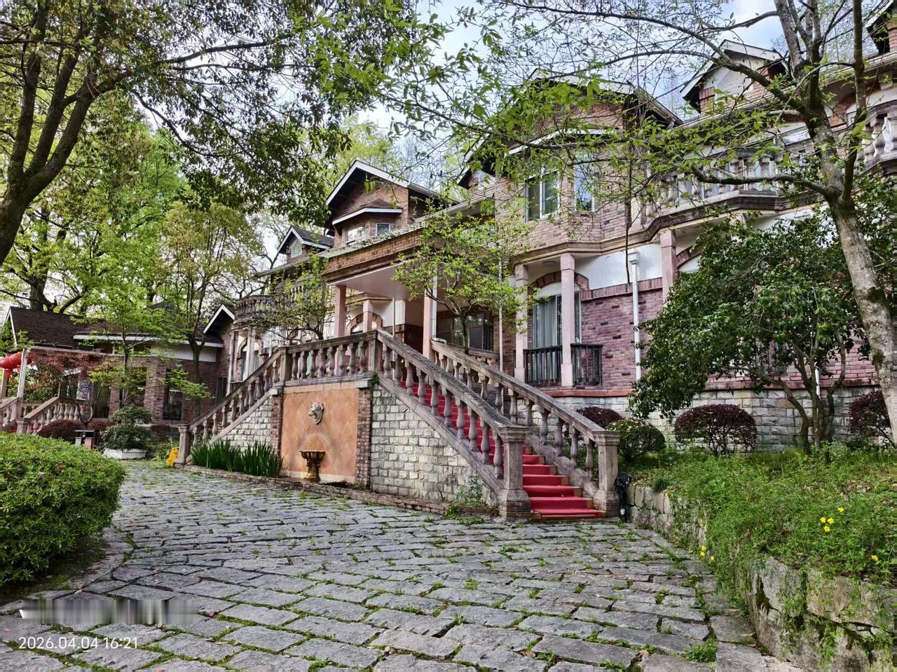 晒图笔记大赛安徽徽州古村落春日打卡，随手拍照记录春日生活中的美好瞬间。