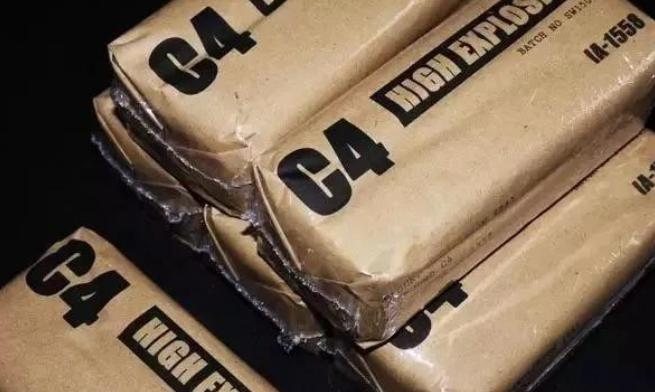 世上最安全的炸药是什么？C4炸药，无论是火烧、重击、摩擦还是用枪击，它都不会发生