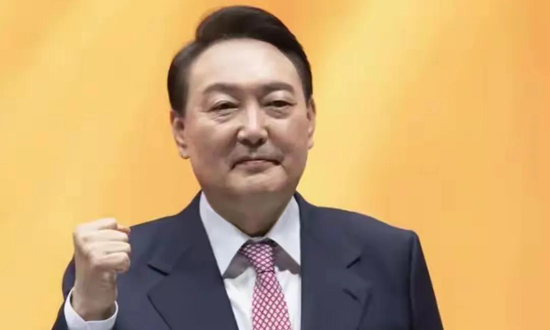 韩国总统李在明和特朗普会晤无果，现在最高兴的估计就是前总统尹锡悦了。据报道特朗普