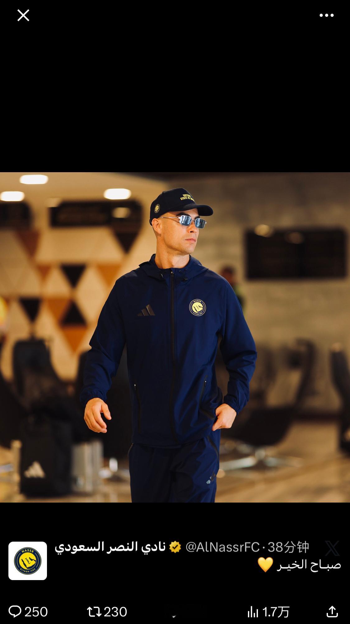 小墨镜一戴更帅过分了