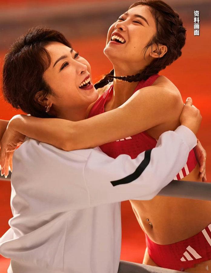 妈妈心疼劝吴艳妮退役被反驳当妈妈的心疼遇上运动员的倔强，吴艳妮给出了最坚定的答