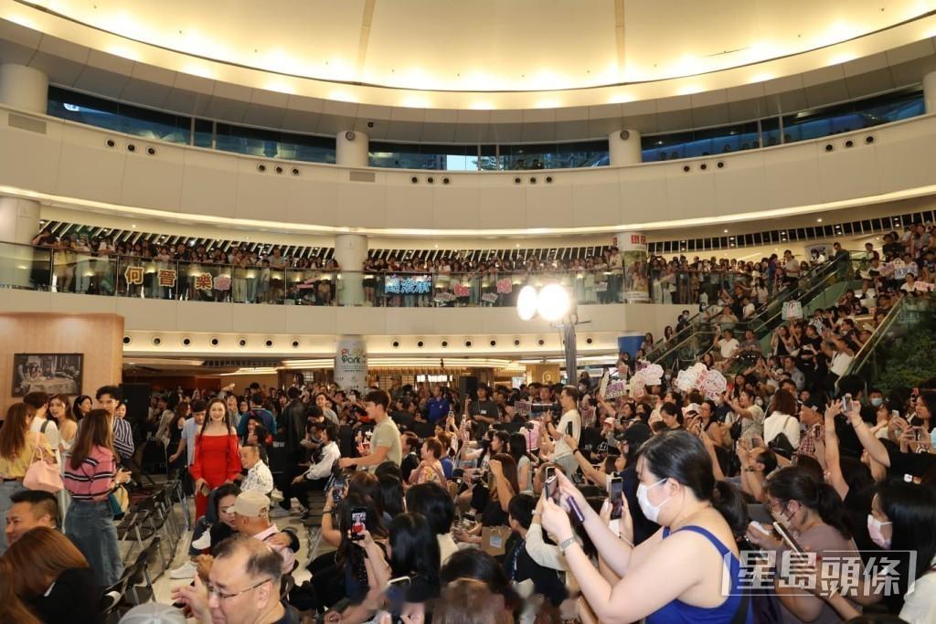 爱回家大结局｜滕丽名林淑敏不和传闻白热化阿滕一眼都没望向大小姐商场直播活动零