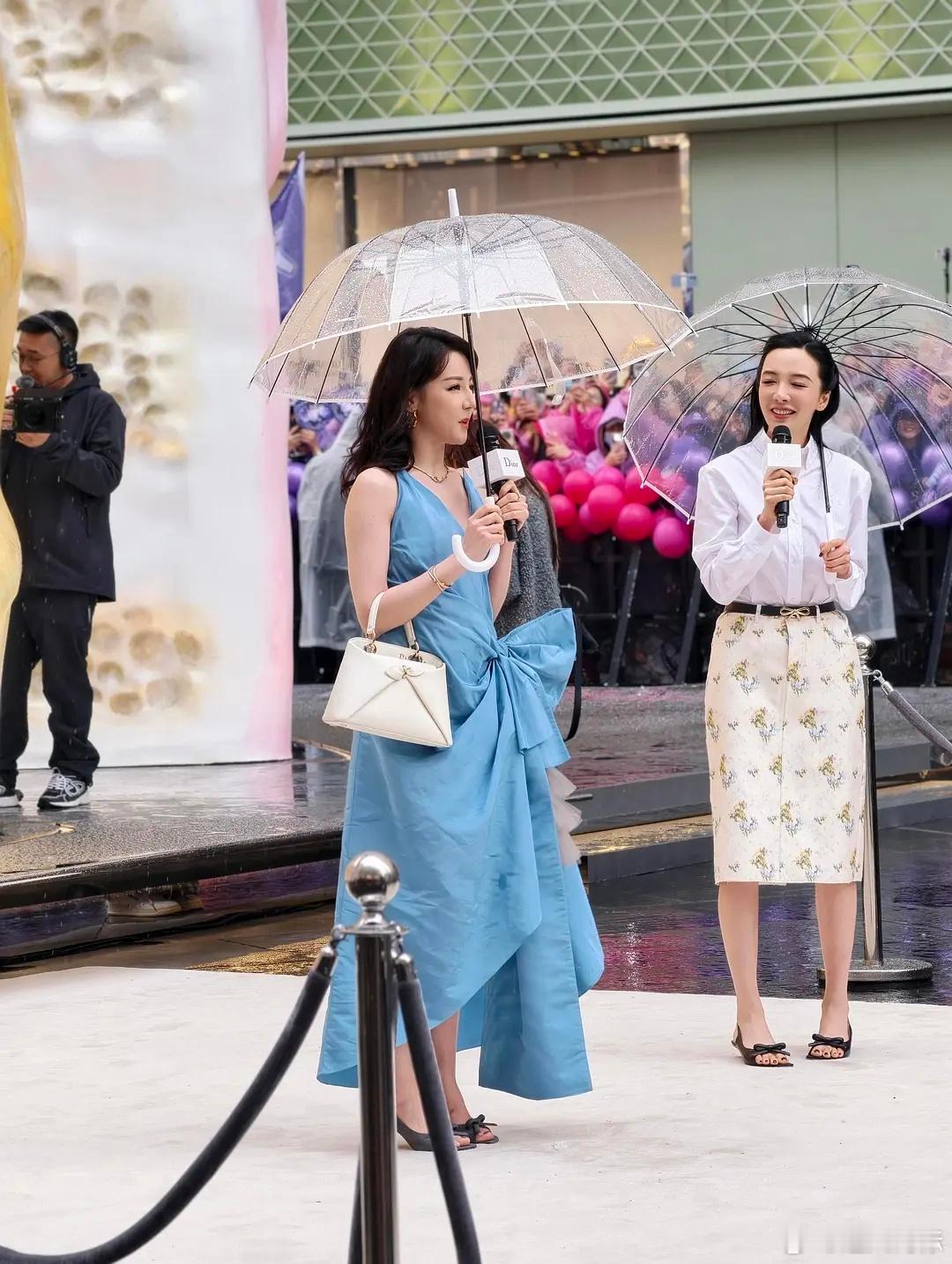 衣服皱皱巴巴的，看起来很廉价，迪丽热巴咖位已经如此了？