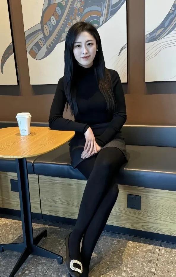 如果一个女人到了40岁还没结婚，那就可以考虑不要结婚了。首先女人一旦到了40岁