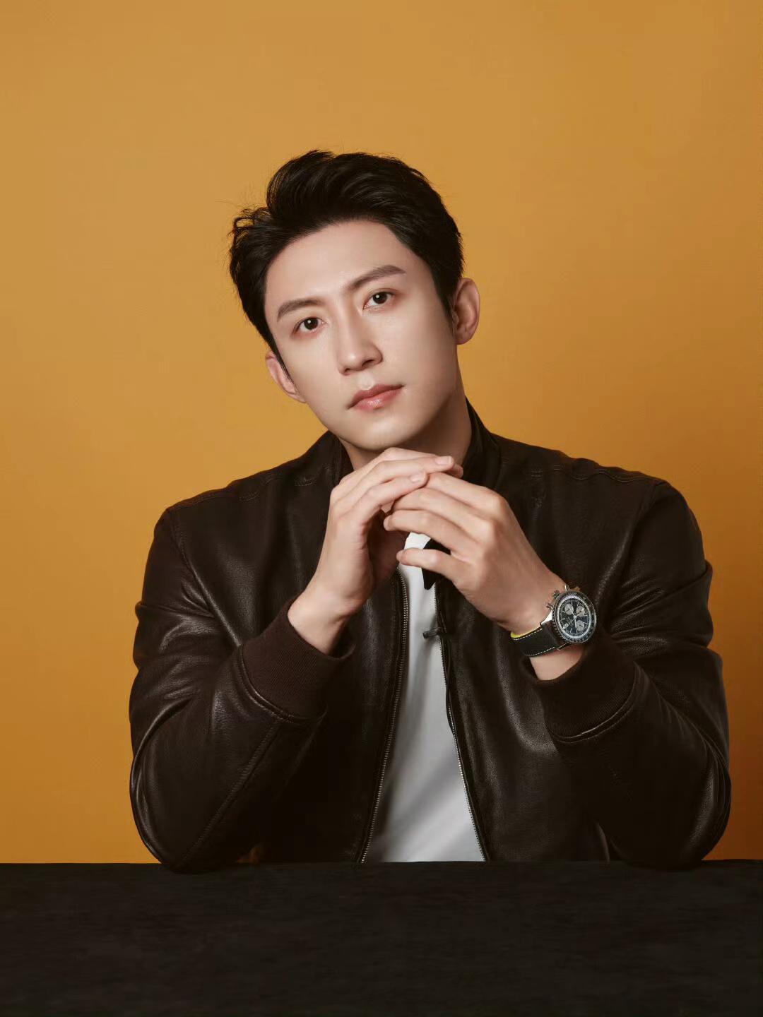 老天爷都偏爱的黄景瑜，不止颜值身材更让人羡慕黄景瑜这颜值和身材，简直是老天