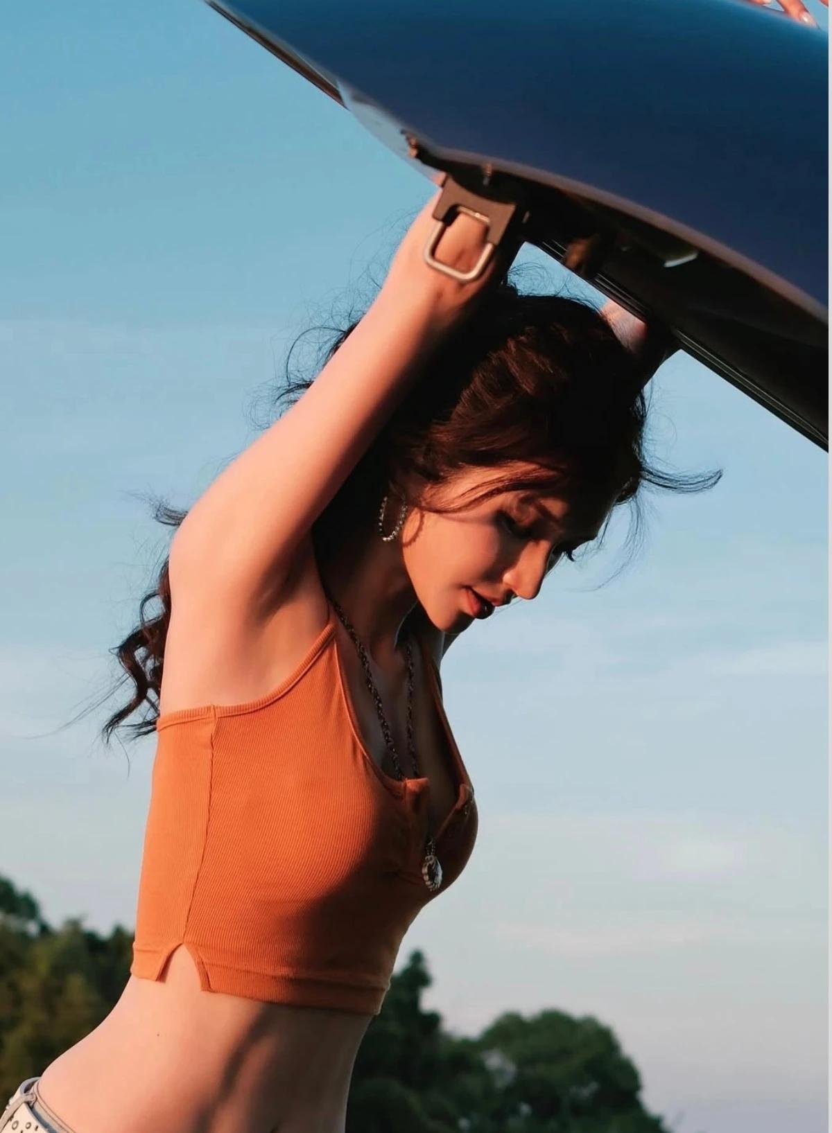 少女摄影|NO.0084期户外写真展现少女柔美线条人像摄影的配色,你会吗?