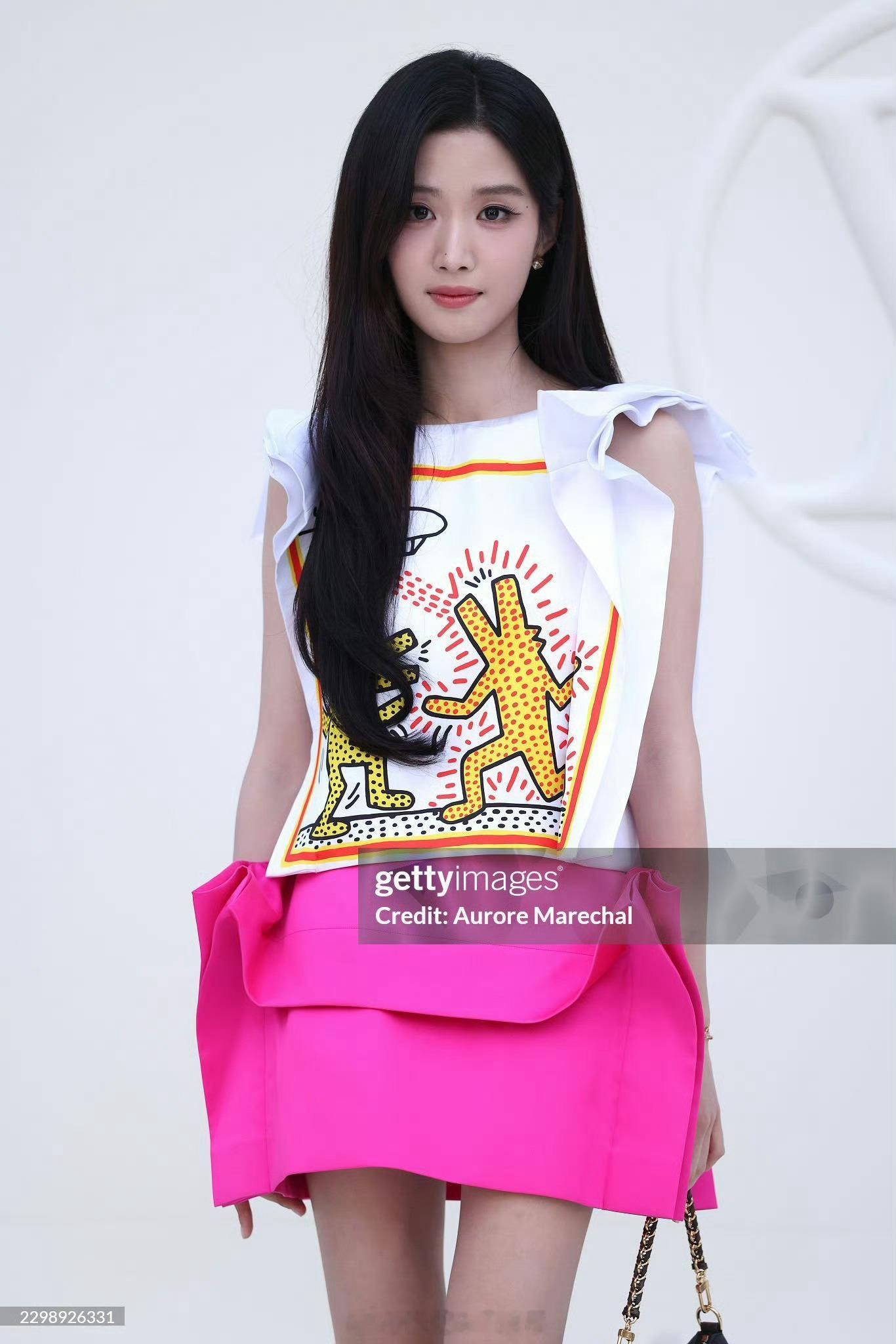 卢昱晓的g社生图和精修毫无区别，太美了​​​