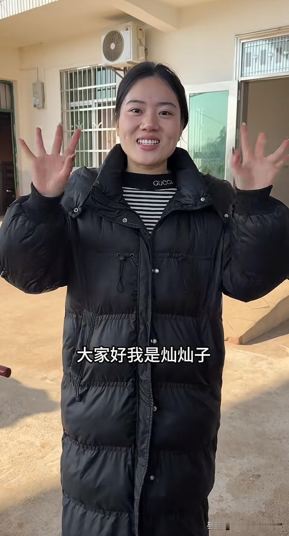 湖南株洲灿灿子最新发声：她当初发视频邀请各位网友参加她家的杀猪宴，初衷是想让大家