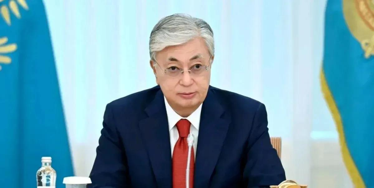 托卡耶夫这一番讲话，高市早苗估计脸上都挂不住了！托卡耶夫黑不提，白不提，偏偏在日