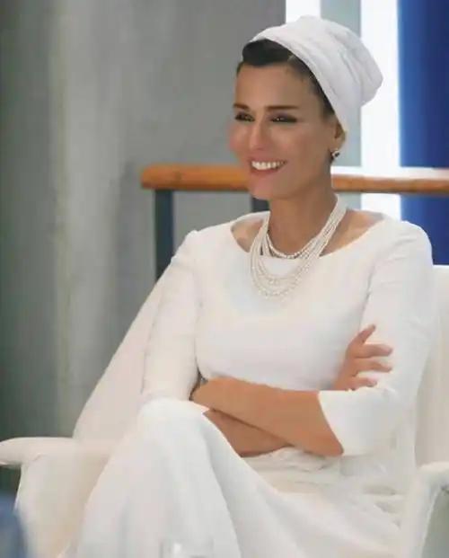 嫁给仇人的儿子，公公逼她进门只能做小妾，甚至下令不准娘家人出席婚礼。结果她反手