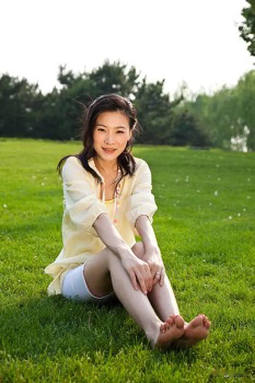 何晴离世为何引发年轻人的集体怀念何晴离世为何引发年轻人的集体怀念何晴离世引发