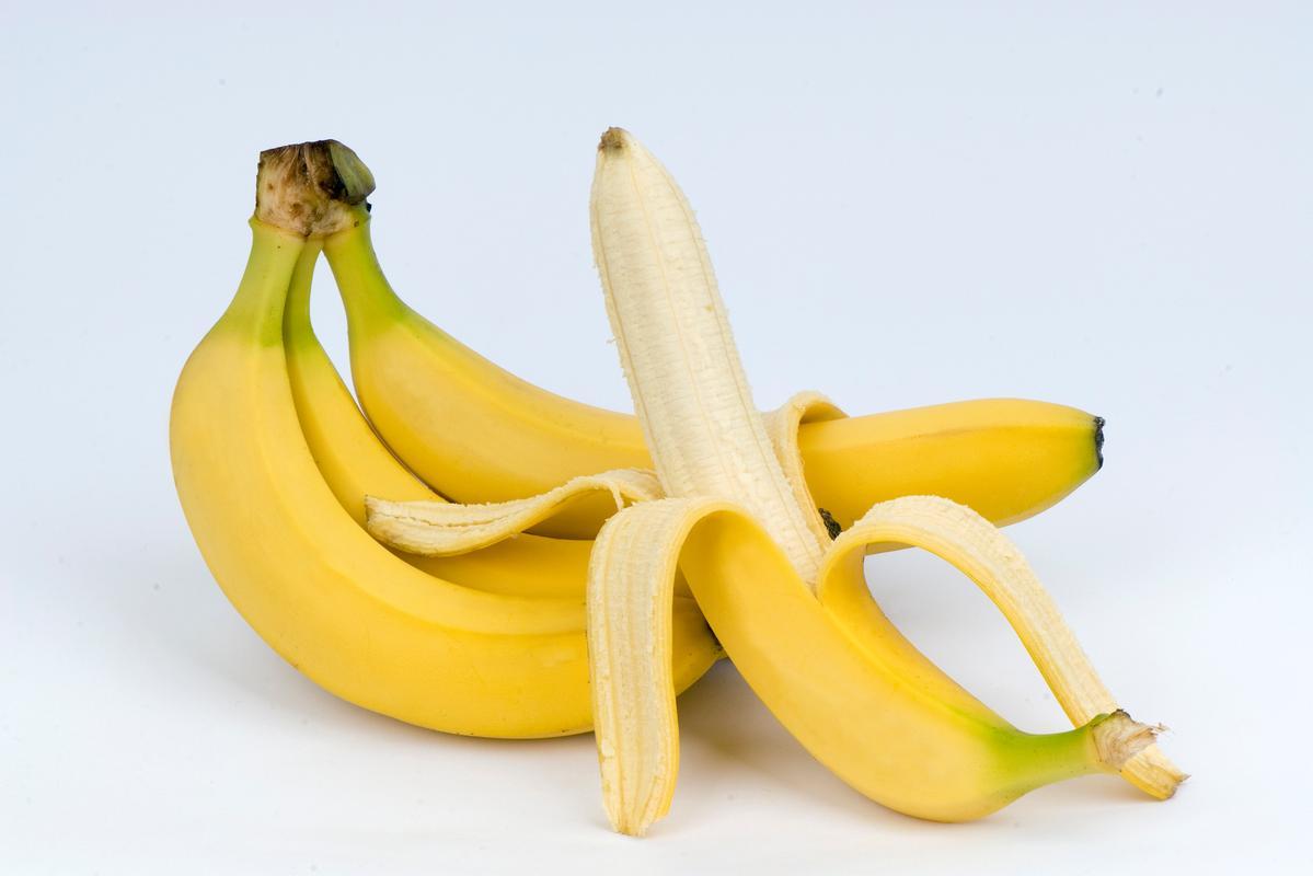 调查发现：关节炎患者若每天吃香蕉，过不了多久，身体或有4改善很多人可能都知道