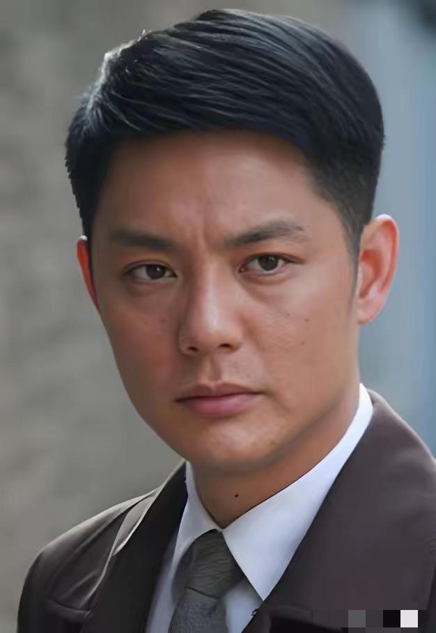 傅程鹏的“净身出户”：21年婚姻落幕，背后原因扎心又现实​​“我可以净身出户，