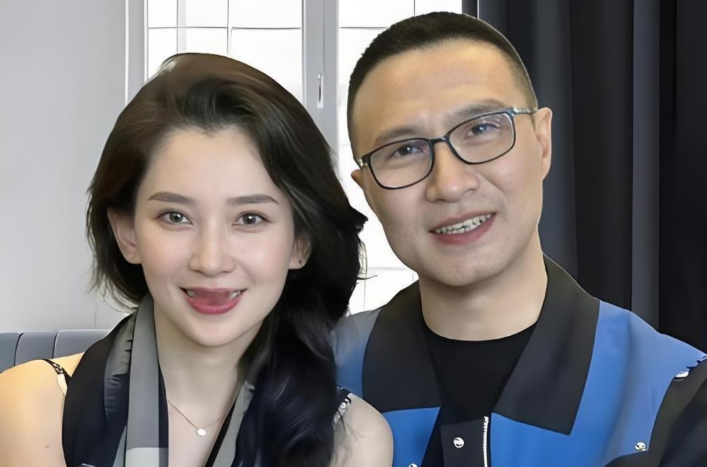 说好的“我俩挺好的”，怎么公司先“离”了？5月森林北清空所有与汪峰相关动态—