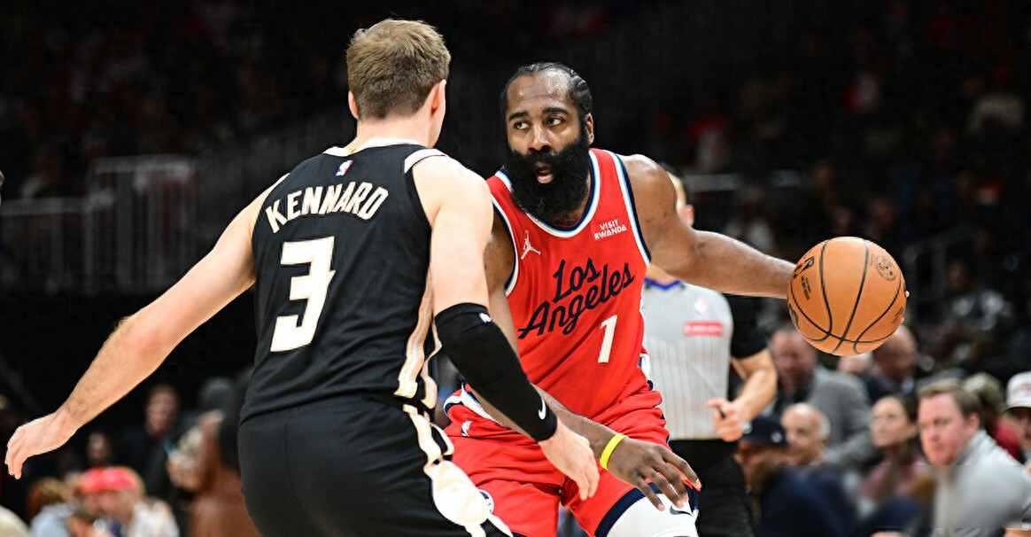 哈登27+9伦纳德21分快船大胜老鹰终结五连败这场比赛快船以115比92战胜