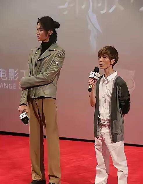 郭敬明终于道歉了。但代价是4.5亿的电影被下架。这封迟来十五年的道歉信，值多