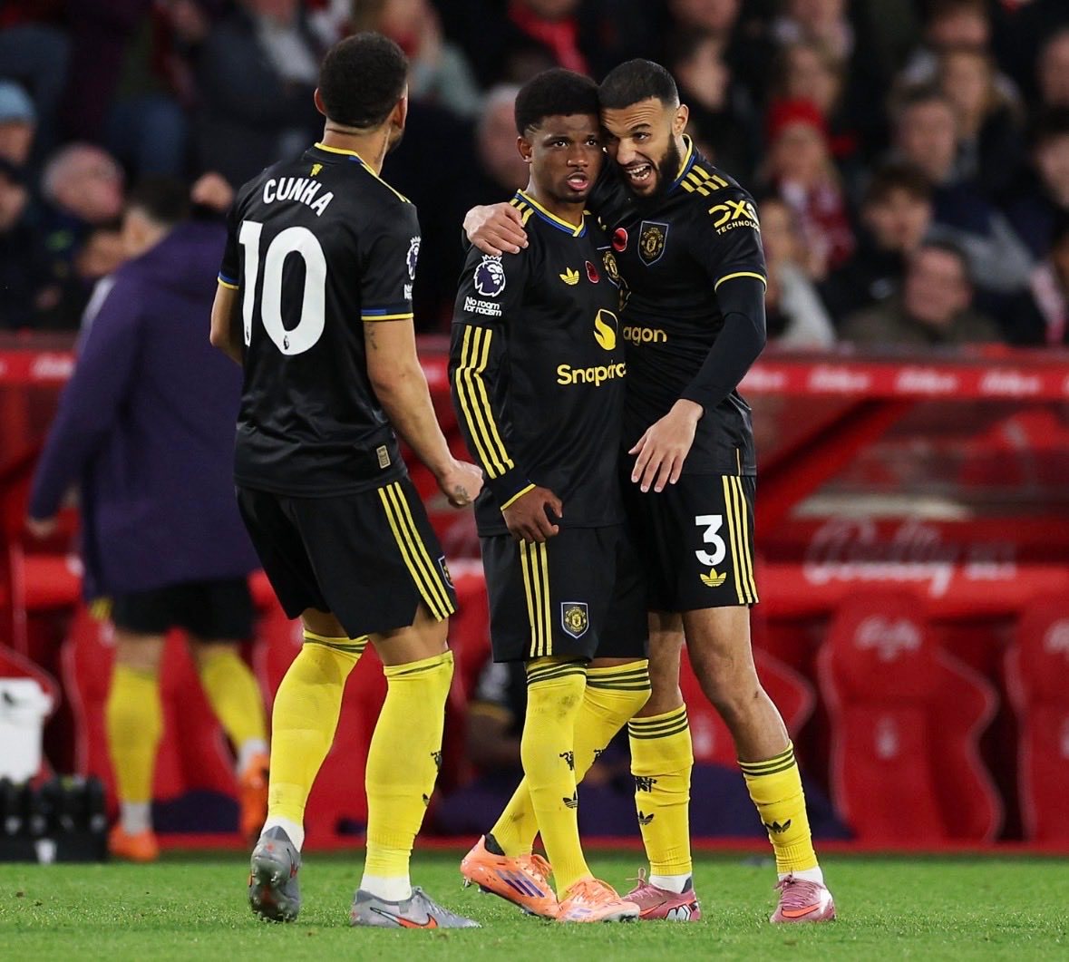 下半场两分钟丢2球后，曼联没有崩盘丢分，最后时刻甚至有机会绝杀森林，这种比赛气质