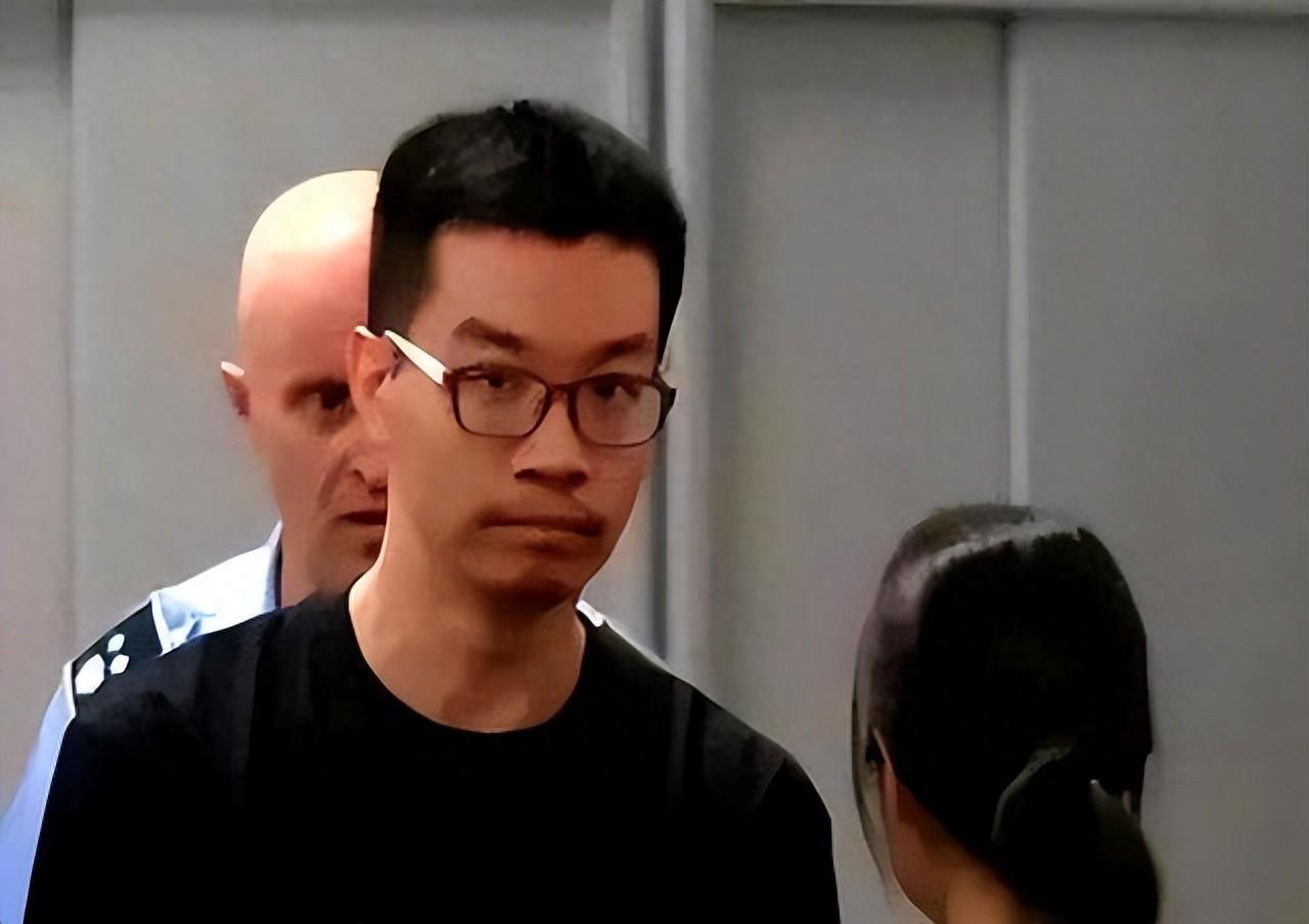 拒绝引渡！意大利听证会上，当法官用意大利语念完美国司法部的引渡请求，翻译刚把