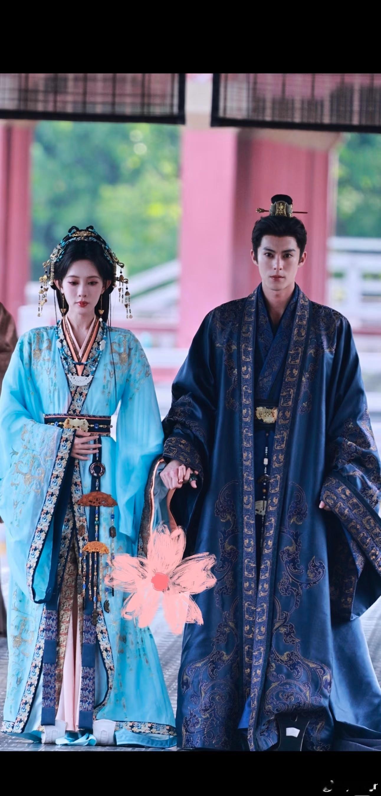 盘点🌸🥜双人在拍剧路透1.虞书欣侯明昊《念相思》2.曾舜晞鹤男《攻玉》3