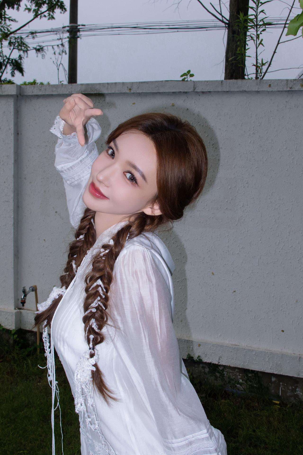 双马尾妹子😘程潇