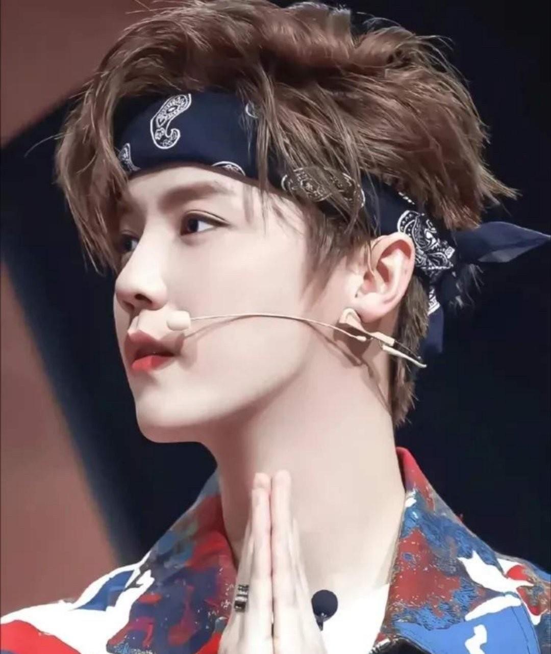 让人心寒的事鹿晗一件都没做演唱会取消第一时间考虑的是粉丝的利益，并且主动承担