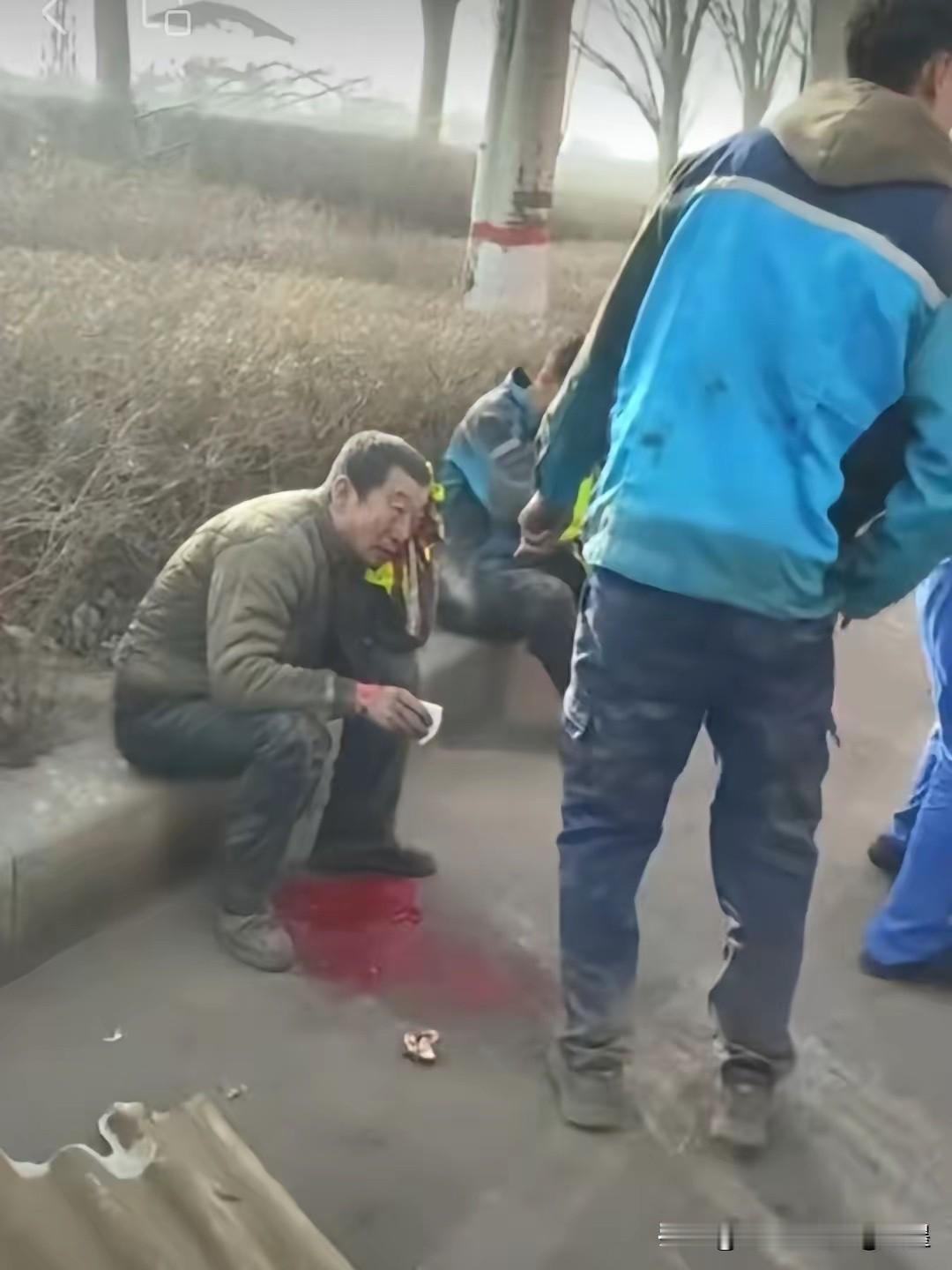 包头这次包钢厂区爆炸真不是小事，5人失联、5人受伤，十公里外都能感觉到震感，玻璃