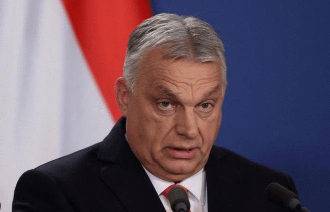 欧尔班沉默24小时突然反击！一句话让泽连斯基颜面扫地？2月14日慕安会上